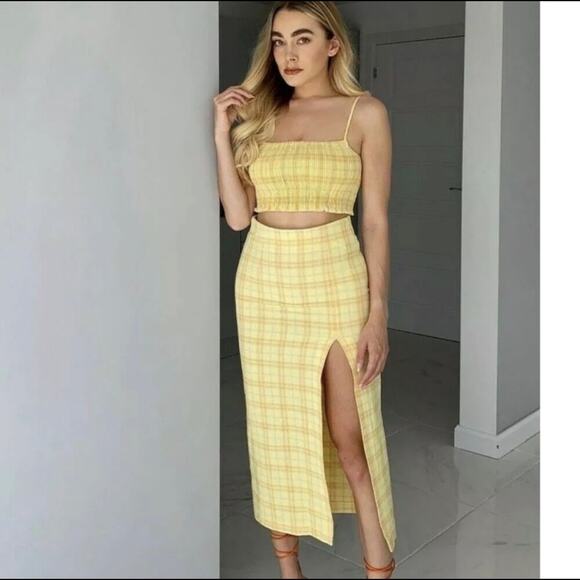 Zara blogger favorite plaid midi skirt - Picture 3 of 13